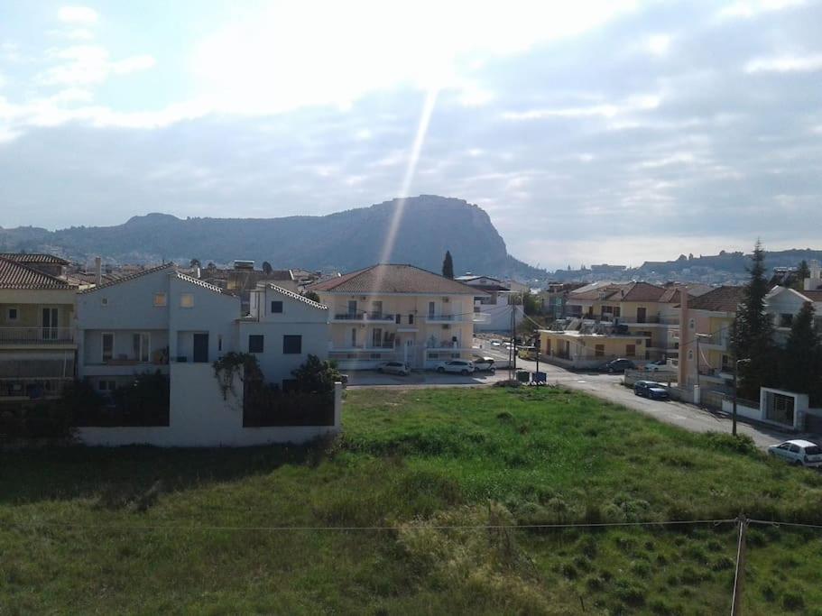 Καινούριο Σπίτι Σε Ήσυχη Τοποθεσία Lägenhet Nafplion Exteriör bild