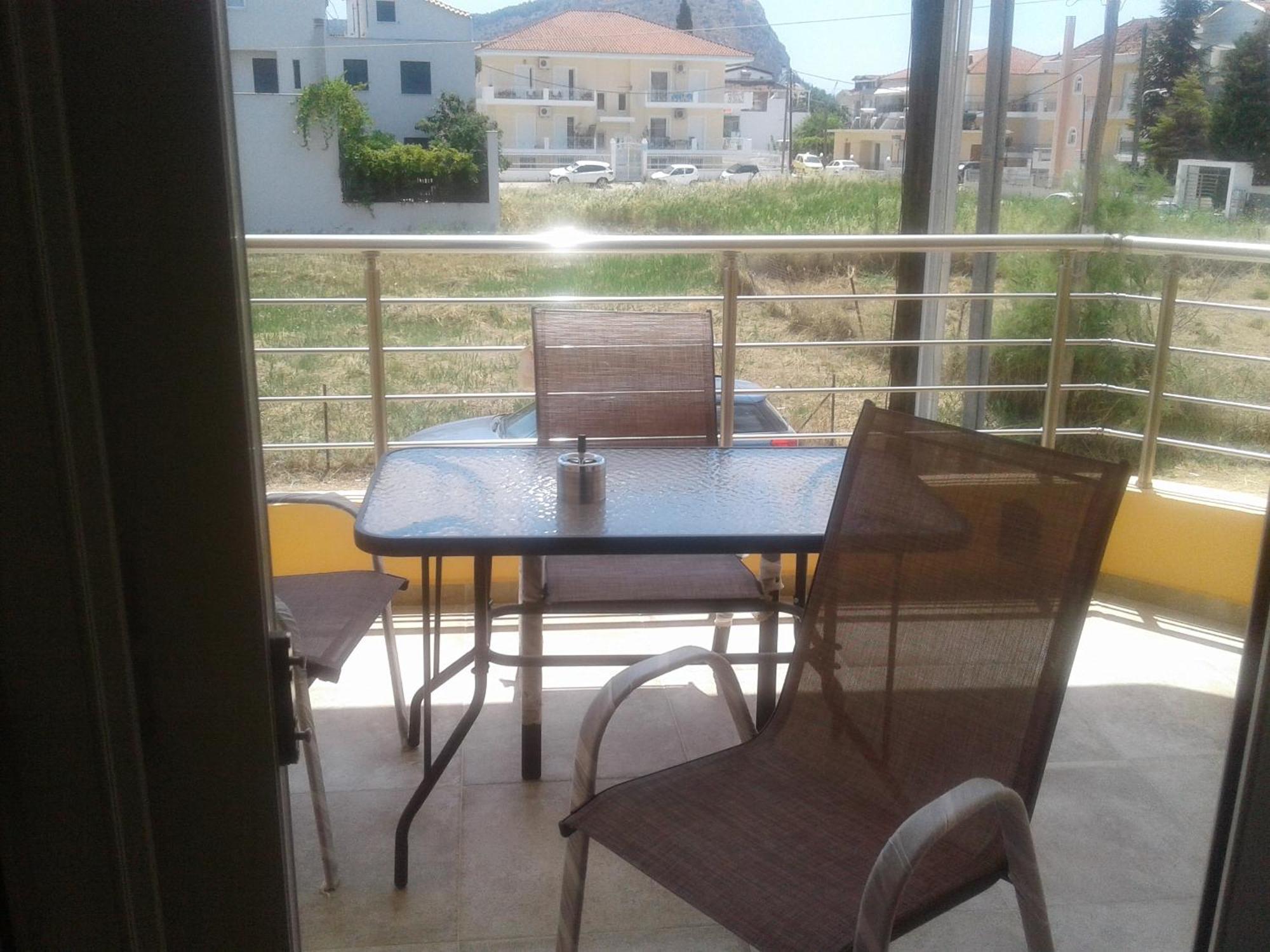 Καινούριο Σπίτι Σε Ήσυχη Τοποθεσία Lägenhet Nafplion Exteriör bild